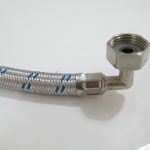 Flexible de liaison pour mitigeur et selecteur ajustable en hauteur