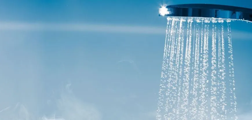 douche chaude ou froide pour fièvre